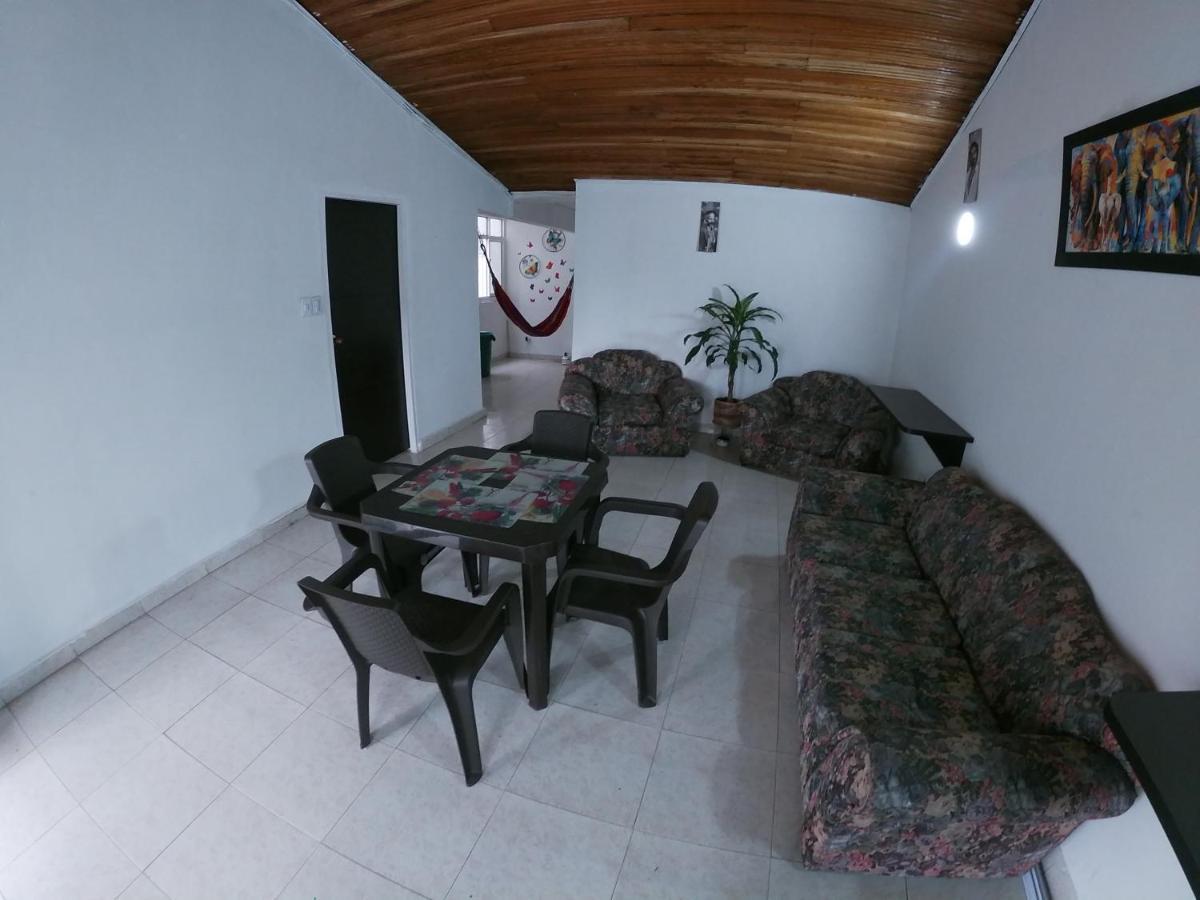Casa Olimpico Hostal Cali Bagian luar foto